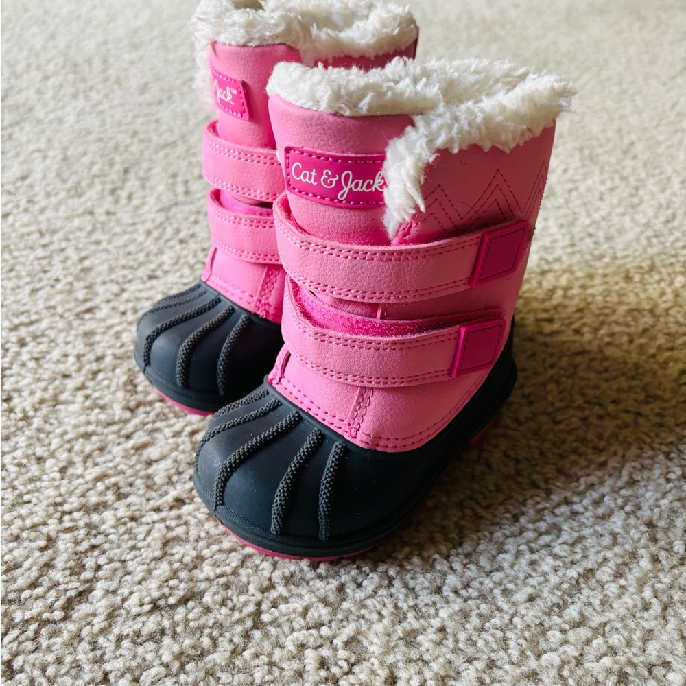 Cat & Jack Pink and Black Snow Boots Toddler size 5